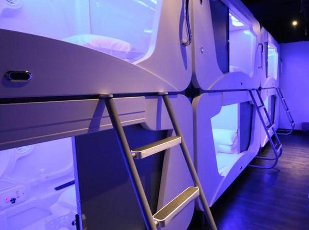 Hey Bear Capsule Hotel Taipei Exterior foto