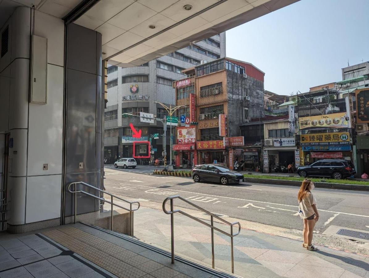 Hey Bear Capsule Hotel Taipei Exterior foto
